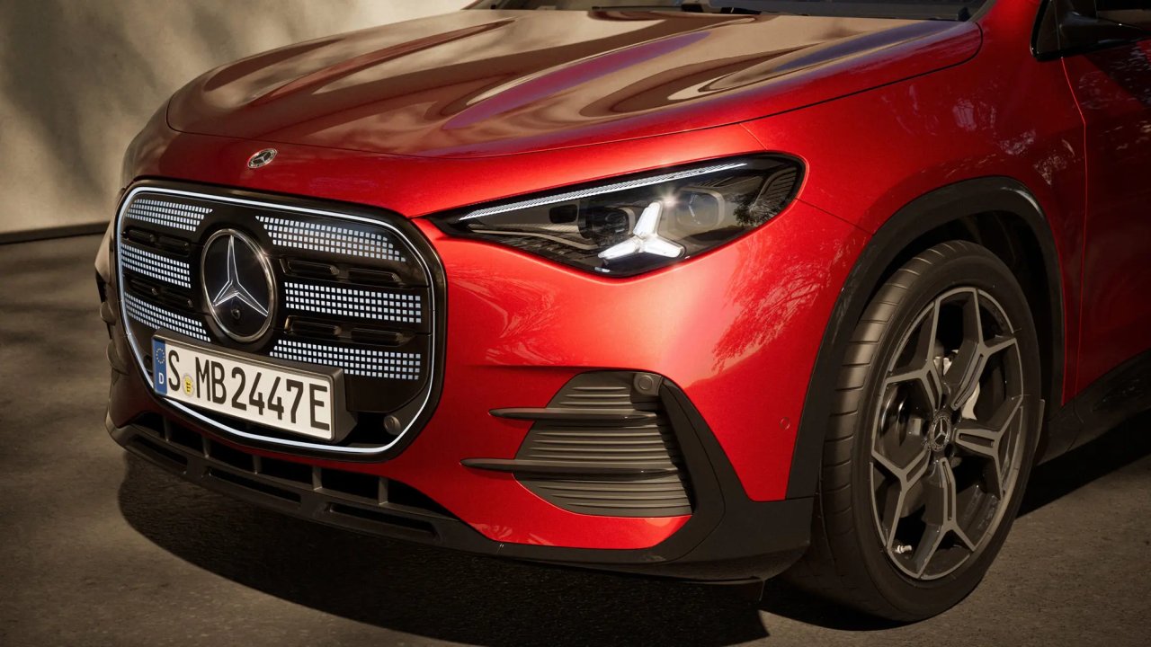 yeni-mercedes-gla-2.webp