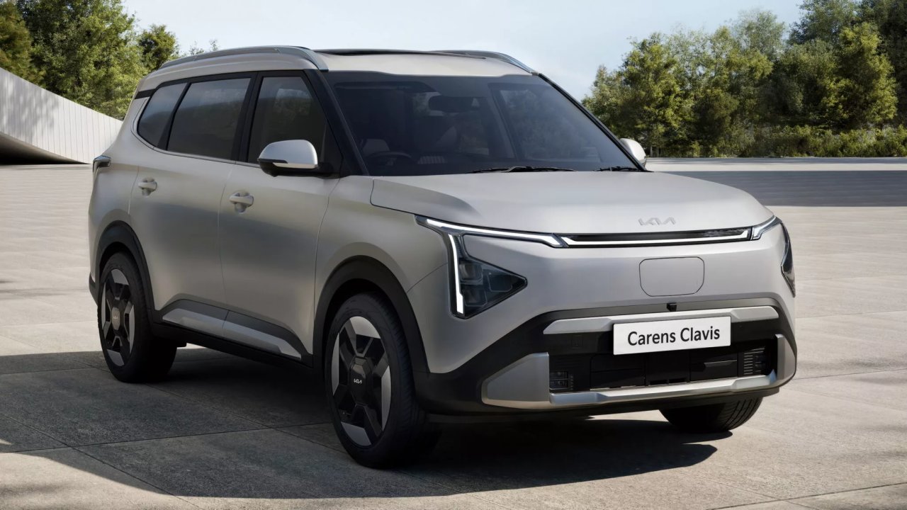 kia-carens-clavis.webp