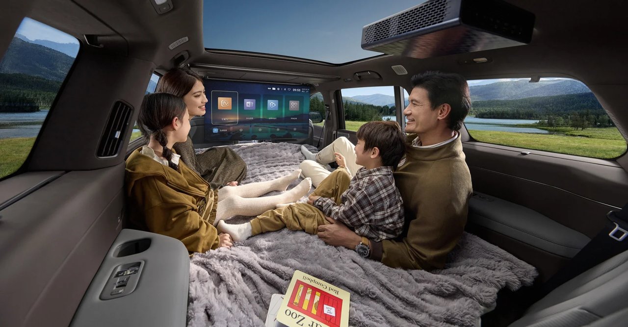 byd-denza-kabin.webp