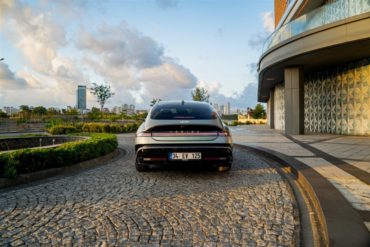 ioniq-6-3.jpg