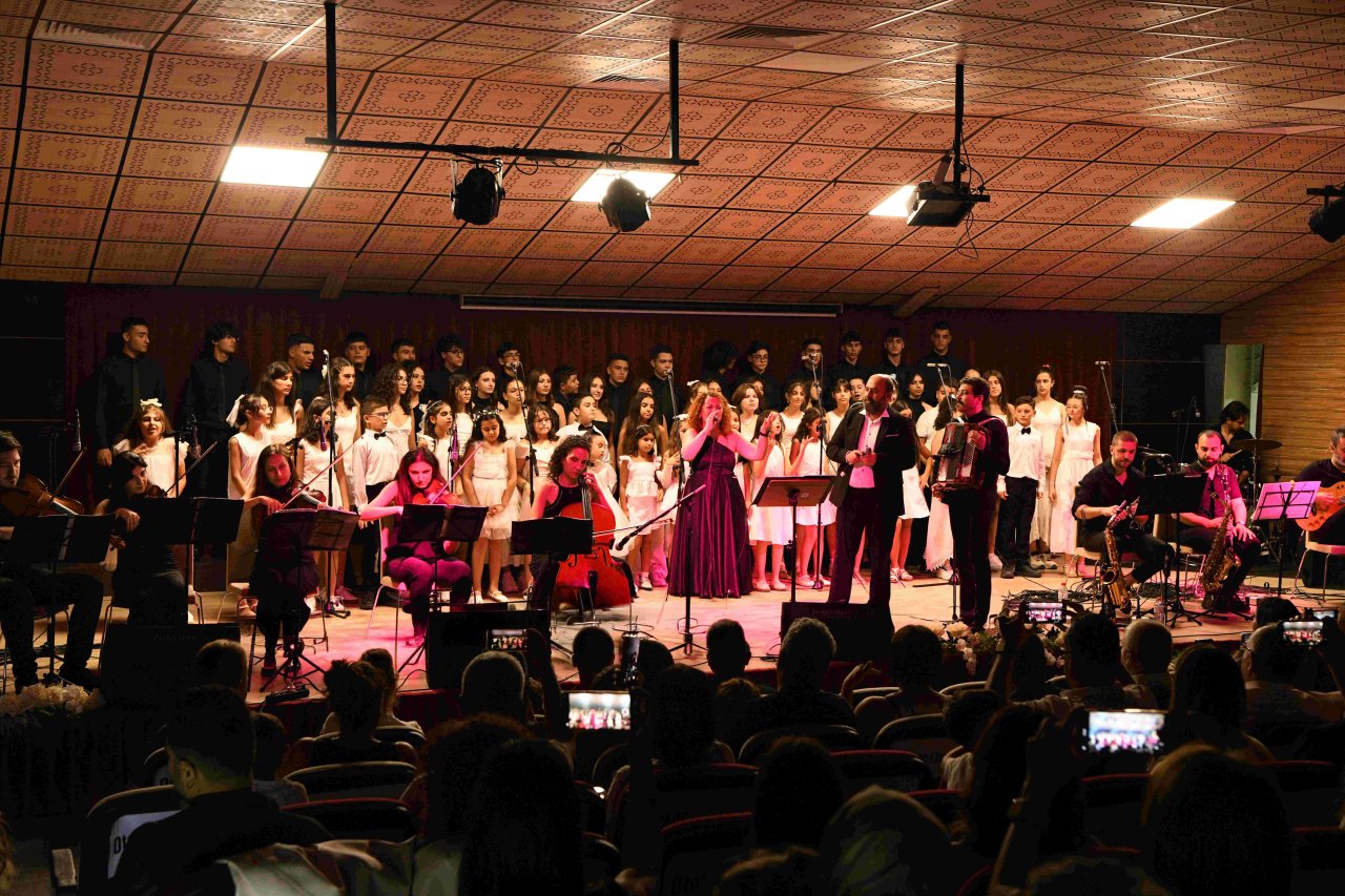 hatay-akademi-cocuk-ve-genclik-korosu.jpg