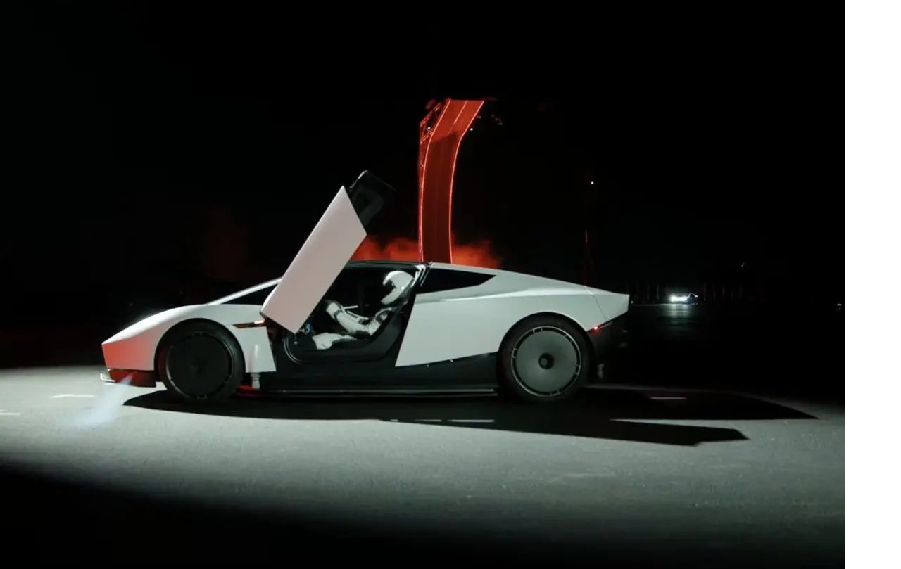 tesla-roadster.webp