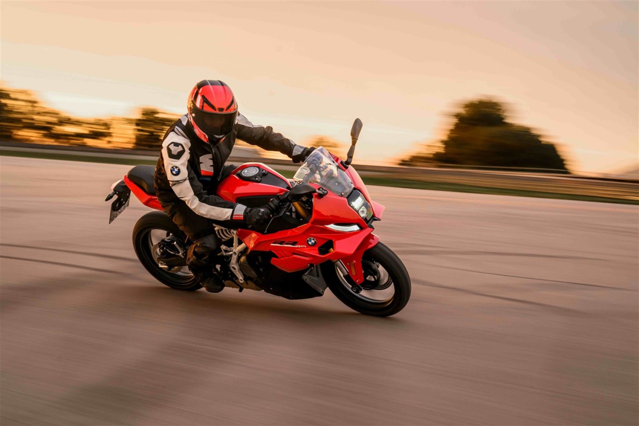 yeni-bmw-f-450-rr-2027nin-mayis-ayinda-turkiyede-satisa-sunulacak-5.jpg